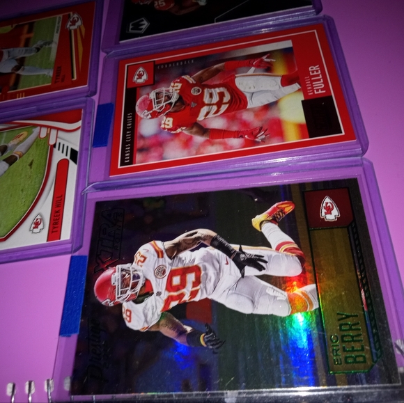 KC Chiefs lot of 5 with Tyreek hill - Picture 2 of 6